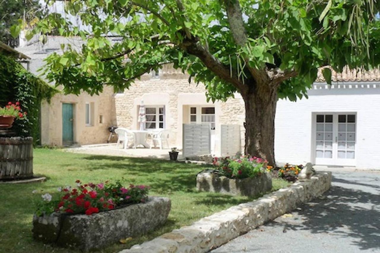Gites Chez Belliveau Meursac Екстер'єр фото